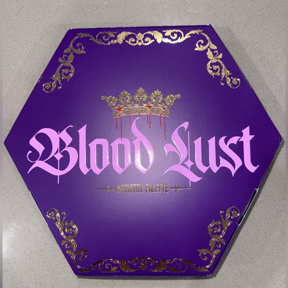 Blood lust Jeffrey Star eyeshadow pallets
